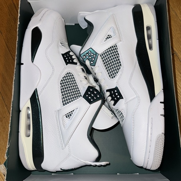 Jordan 4 Retro White/Oxidized Green-White size 14 - Picture 4 of 7